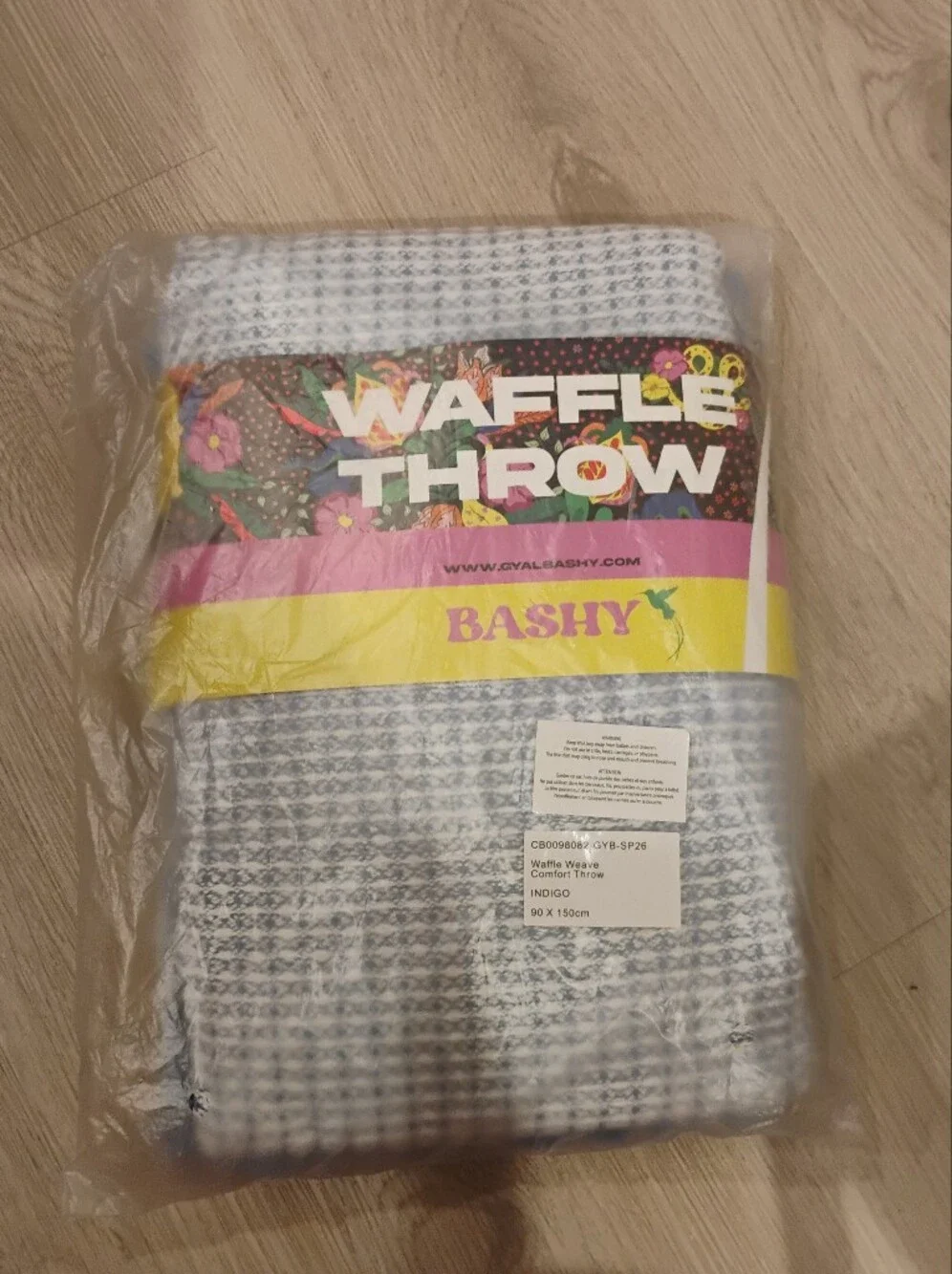 New in Packaging Bashy Waffle Weave Comfort Throw OS